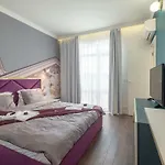 Apartment Vitosha Blvd 3-bedroom, 2-bathroom Lux Sofia