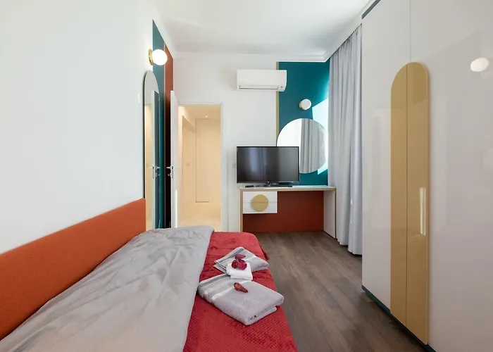 Vitosha Blvd 3-bedroom, 2-bathroom Lux