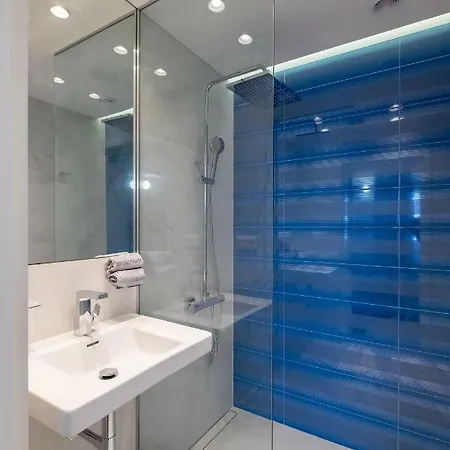 Vitosha Blvd 3-bedroom, 2-bathroom Lux * Sofia