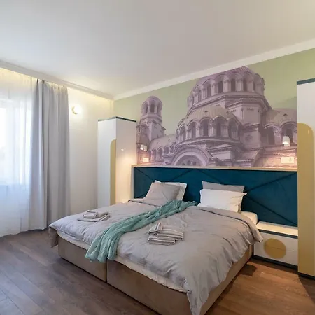 Vitosha Blvd 3-bedroom, 2-bathroom Lux Апартаменты