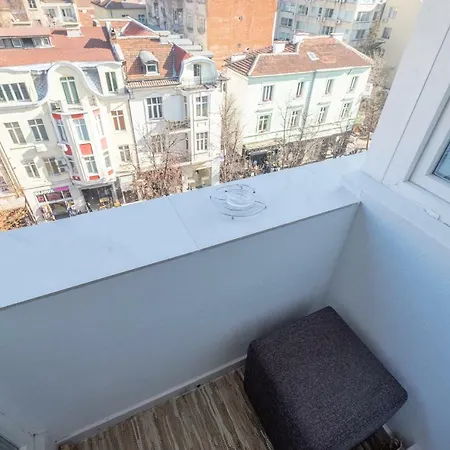 Vitosha Blvd 3-bedroom, 2-bathroom Lux