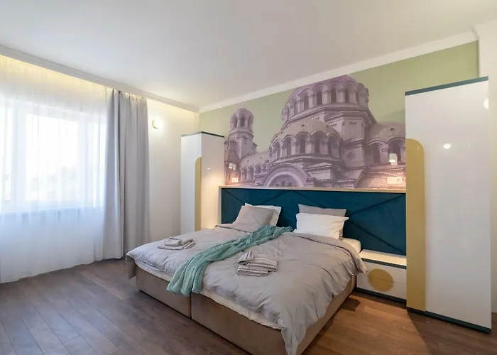 Vitosha Blvd 3-bedroom, 2-bathroom Lux Lejlighed