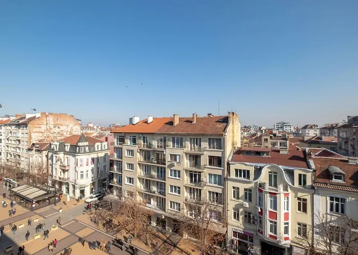 Lejlighed Vitosha Blvd 3-bedroom, 2-bathroom Lux Sofia