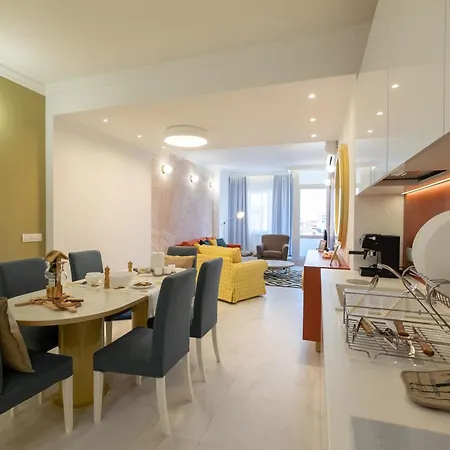 Vitosha Blvd 3-bedroom, 2-bathroom Lux